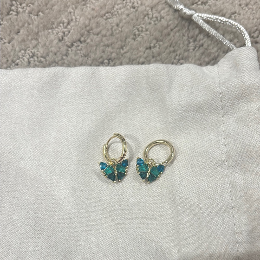 Kendra Scott Gold and Blue Earrings with Elegant Design